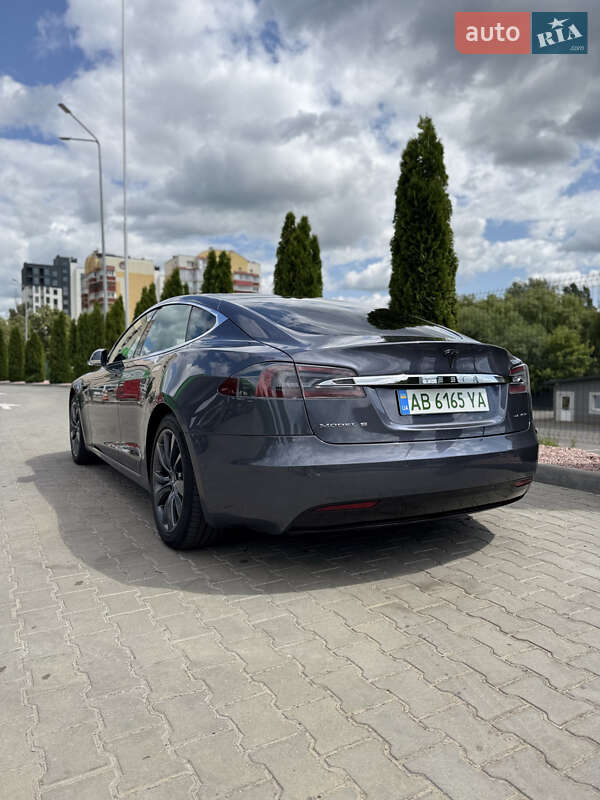 Ліфтбек Tesla Model S 2020 в Вінниці фото 14 Ліфтбек Tesla Model S 2020 в Вінниці