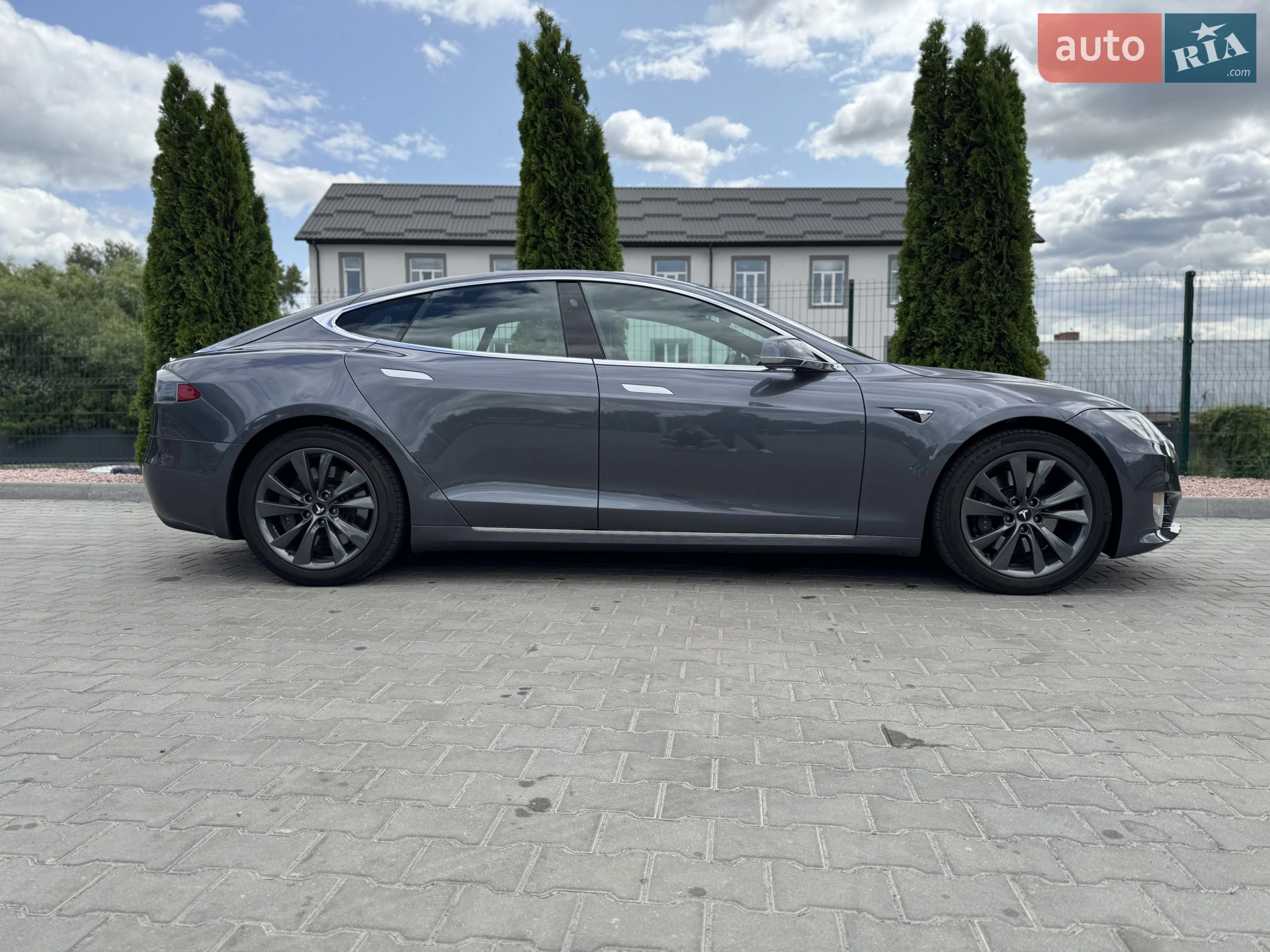 2020 Tesla Model S - мініатюра 13