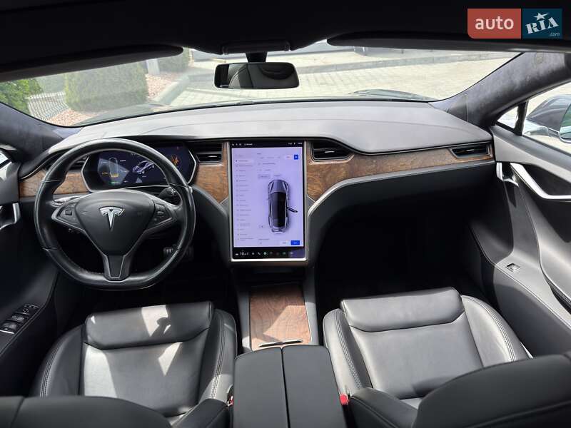 Ліфтбек Tesla Model S 2020 в Вінниці фото 30 Ліфтбек Tesla Model S 2020 в Вінниці