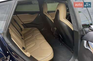 Лифтбек Tesla Model S 2014 в 