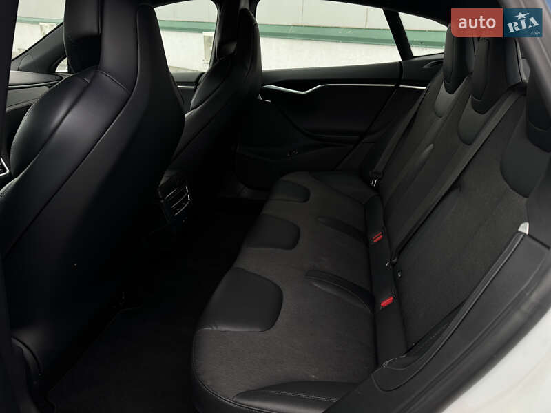 Лифтбек Tesla Model S 2017 в Виннице фото 18 Лифтбек Tesla Model S 2017 в Виннице