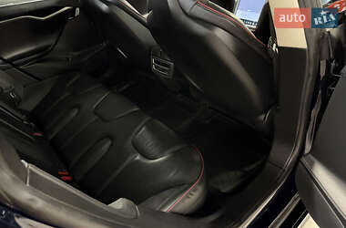 Лифтбек Tesla Model S 2014 в 