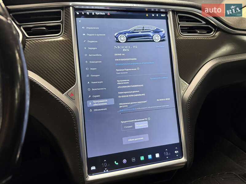 Ліфтбек Tesla Model S 2014 в Володимирі