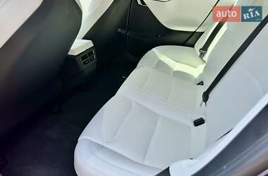 Лифтбек Tesla Model S 2018 в 