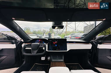 Лифтбек Tesla Model S 2022 в 