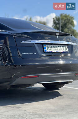 Лифтбек Tesla Model S 2013 в 