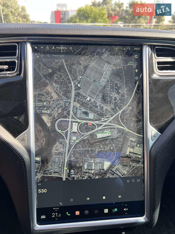 Лифтбек Tesla Model S 2013 в Киеве