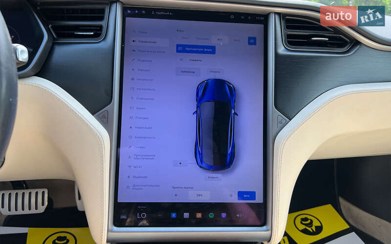 Ліфтбек Tesla Model S 2019 в Львові