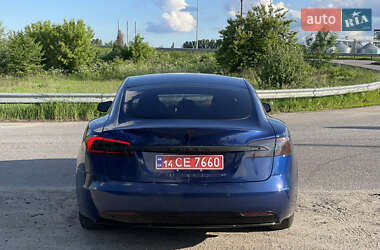 Лифтбек Tesla Model S 2016 в 