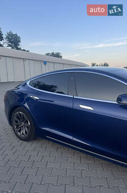 Лифтбек Tesla Model S 2018 в 