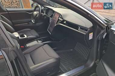 Лифтбек Tesla Model S 2018 в 