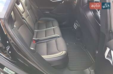 Лифтбек Tesla Model S 2018 в 