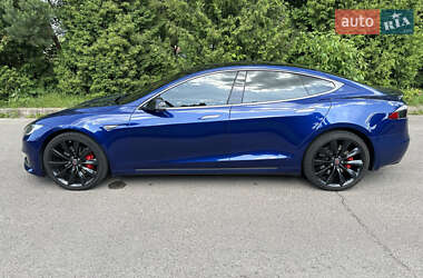 Ліфтбек Tesla Model S 2016 в 