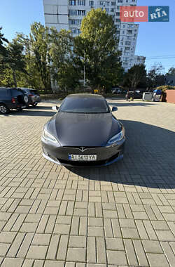 Лифтбек Tesla Model S 2017 в 