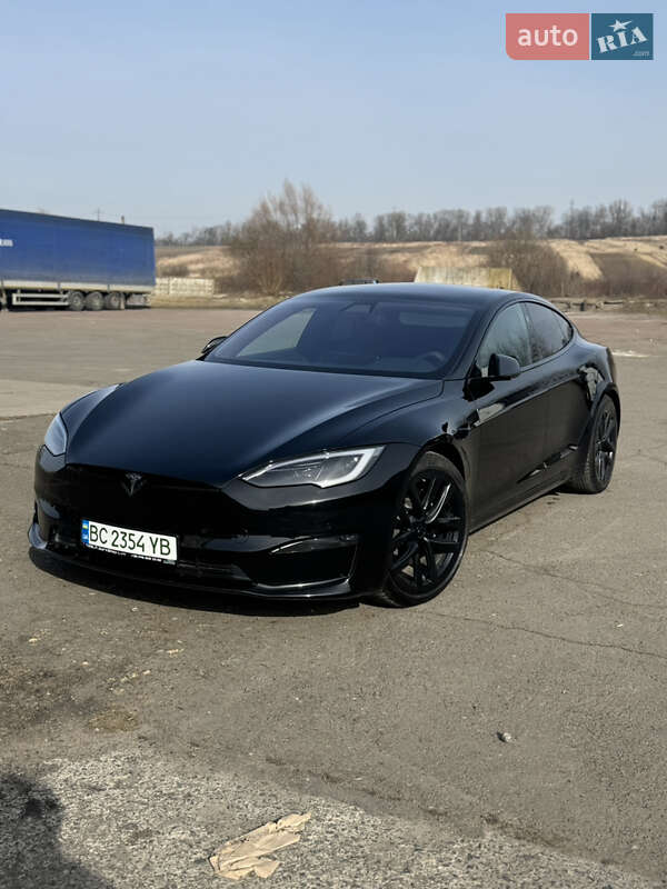 Tesla Model S 2022