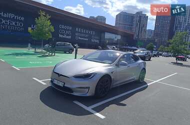 Лифтбек Tesla Model S 2024 в Киеве