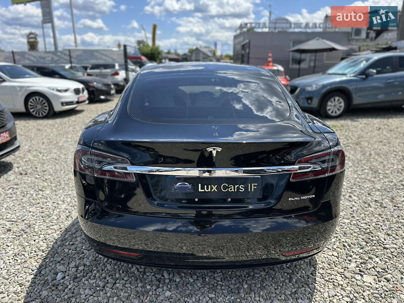 Лифтбек Tesla Model S 2020 в Ивано-Франковске