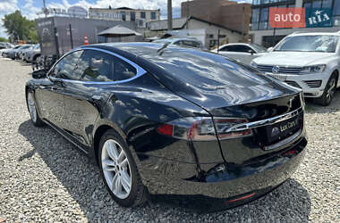 Лифтбек Tesla Model S 2020 в 