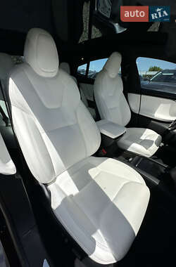Лифтбек Tesla Model S 2020 в 