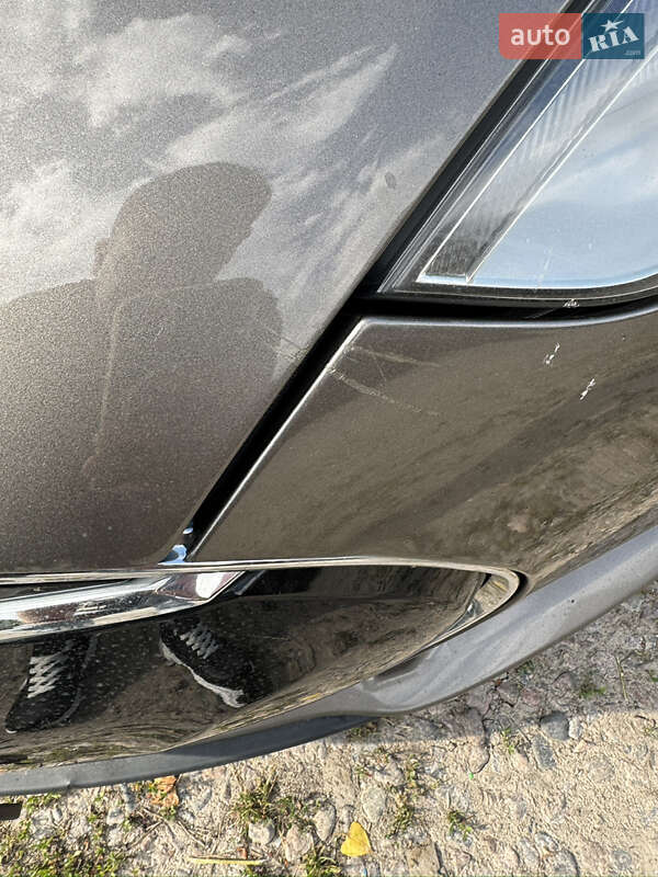 Лифтбек Tesla Model S 2015 в Белой Церкви