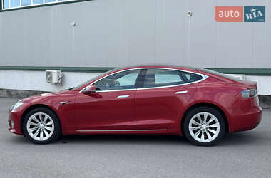 Лифтбек Tesla Model S 2018 в 