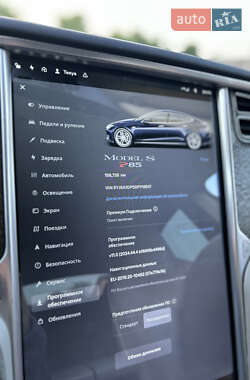 Лифтбек Tesla Model S 2013 в 