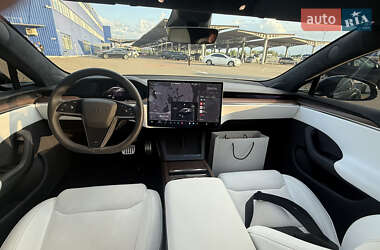 Лифтбек Tesla Model S 2022 в 