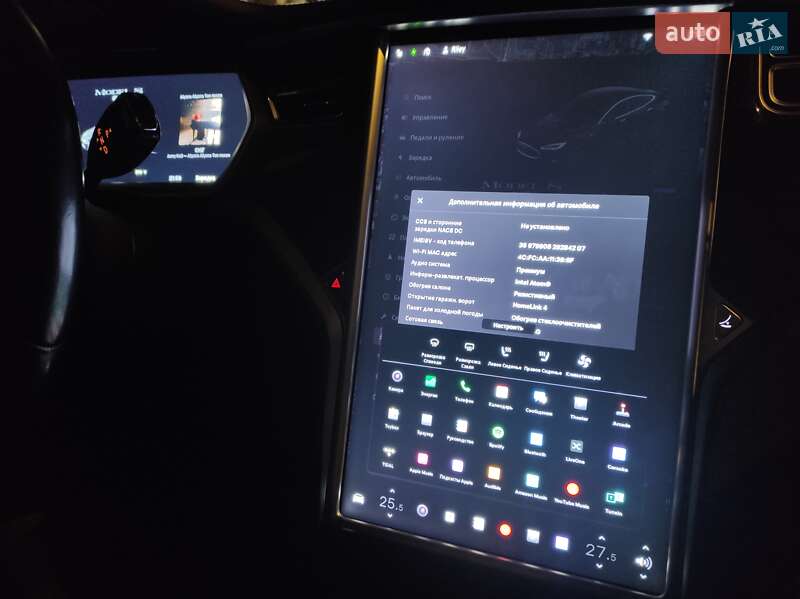 Лифтбек Tesla Model S 2014 в Львове