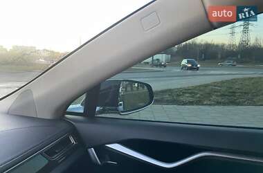 Ліфтбек Tesla Model S 2014 в 