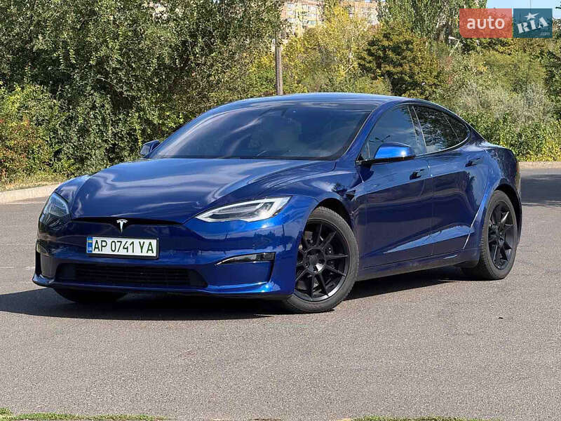 Лифтбек Tesla Model S 2022 в 