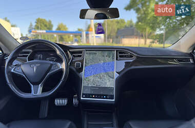 Лифтбек Tesla Model S 2014 в 