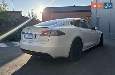 Ліфтбек Tesla Model S 2020 в 