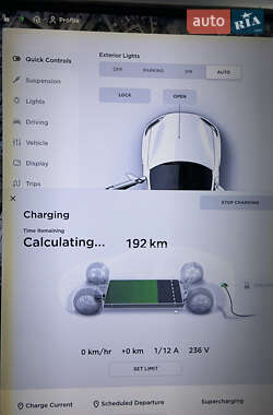 Лифтбек Tesla Model S 2013 в 