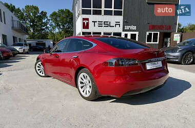 Лифтбек Tesla Model S 2017 в 