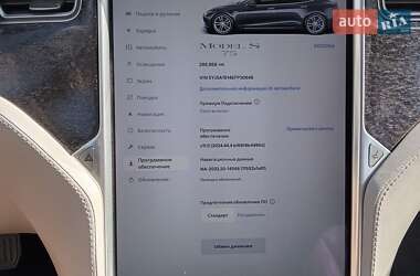 Лифтбек Tesla Model S 2014 в 