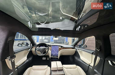 Лифтбек Tesla Model S 2019 в 