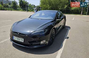Лифтбек Tesla Model S 2015 в Харькове