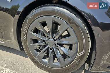 Лифтбек Tesla Model S 2015 в Харькове