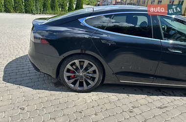 Ліфтбек Tesla Model S 2018 в 