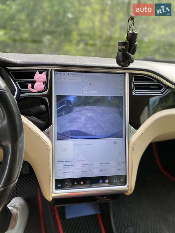 Ліфтбек Tesla Model S 2014 в Харкові