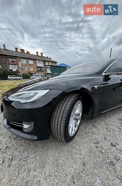 Лифтбек Tesla Model S 2018 в 