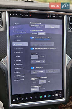 Лифтбек Tesla Model S 2016 в 