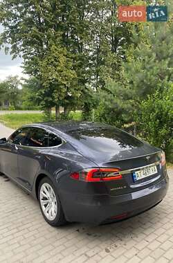 Ліфтбек Tesla Model S 2016 в 