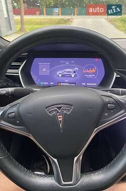 Ліфтбек Tesla Model S 2016 в 