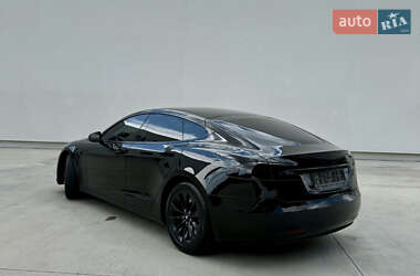 Лифтбек Tesla Model S 2018 в 