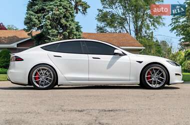 Лифтбек Tesla Model S 2024 в 