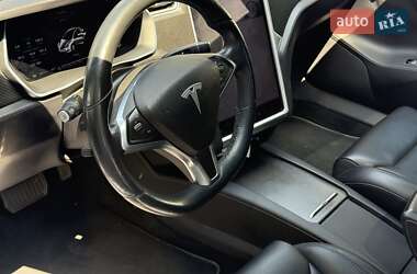 Лифтбек Tesla Model S 2018 в 