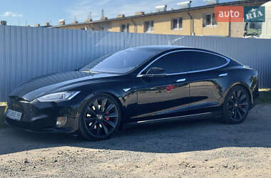 Ліфтбек Tesla Model S 2015 в 