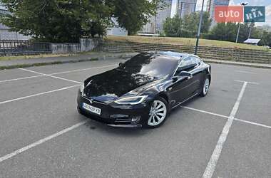 Лифтбек Tesla Model S 2018 в 