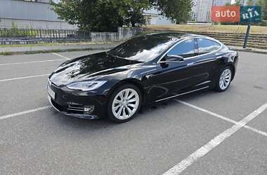 Лифтбек Tesla Model S 2018 в 